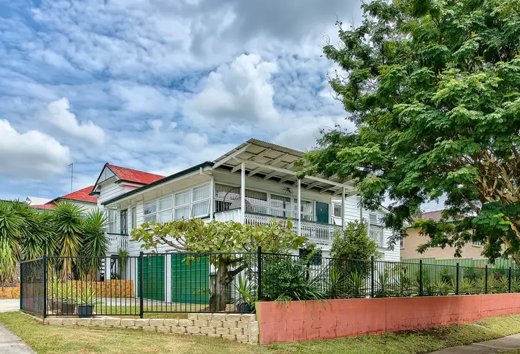 52 Juliette Street, Annerley QLD 4103