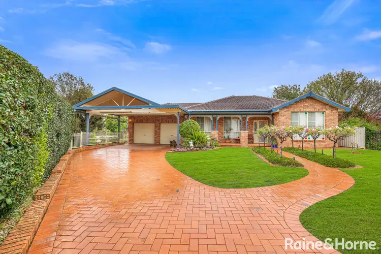 13 Wayamba Close, Tamworth NSW 2340