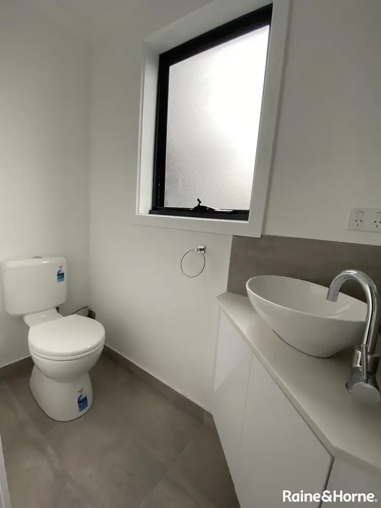Seventh view of Homely townhouse listing, 2/40 Albert Cresent, St Albans VIC 3021