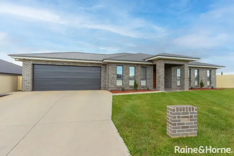 19 Cheviot Drive, Kelso NSW 2795