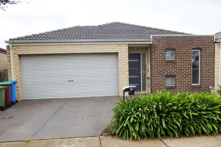 11 Phoenix, Cranbourne VIC 3977