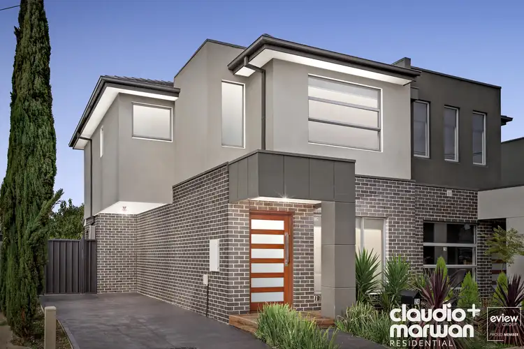 2A Dickinson Street, Hadfield VIC 3046