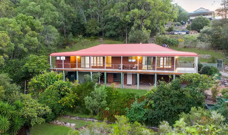9-11 Hillview Crescent, Bahrs Scrub QLD 4207