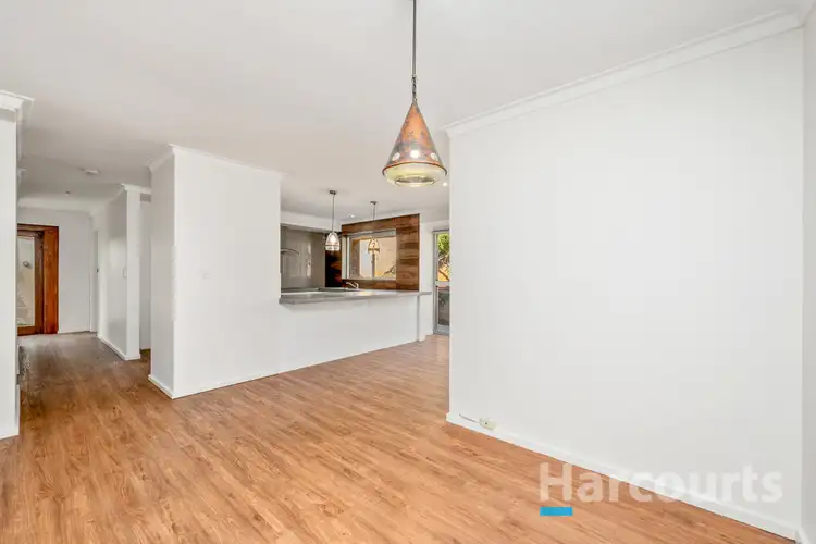 Sixth view of Homely house listing, 5a Pearson Crescent, Bull Creek WA 6149