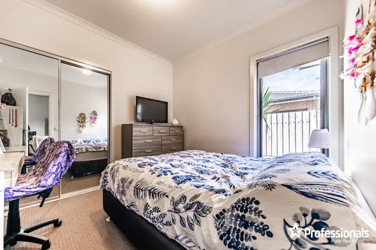Fifth view of Homely unit listing, 2/15 Maree Court, Kurunjang VIC 3337