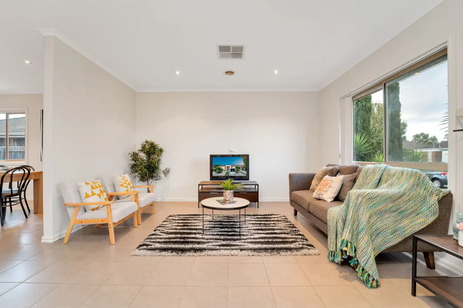 Main view of Homely house listing, 1/16 Bridlepath Drive, Truganina VIC 3029