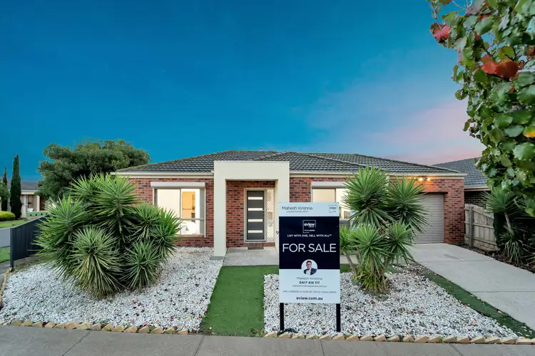 Second view of Homely house listing, 1/16 Bridlepath Drive, Truganina VIC 3029