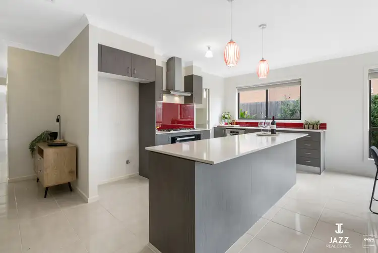 Fifth view of Homely house listing, 31 Heatherbell Avenue, Point Cook VIC 3030