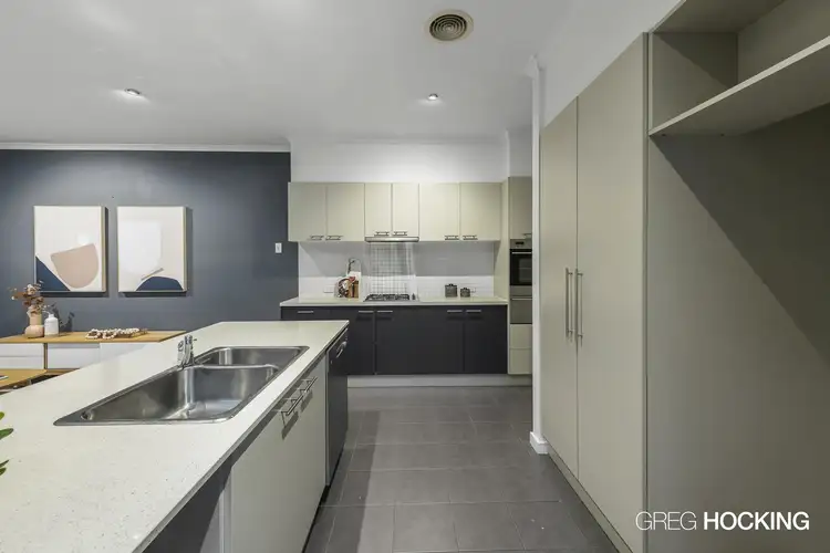 Sixth view of Homely house listing, 1 Edgewood Place, Heatherton VIC 3202