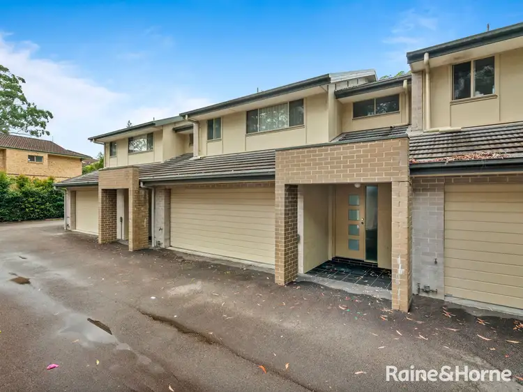5/20a Kinarra Avenue, Wyoming NSW 2250