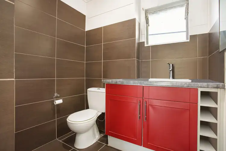 Fifth view of Homely unit listing, 1/23 Sunset Boulevard, Surfers Paradise QLD 4217
