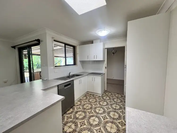 Fifth view of Homely house listing, 6 Salo Crescent, Tamworth NSW 2340