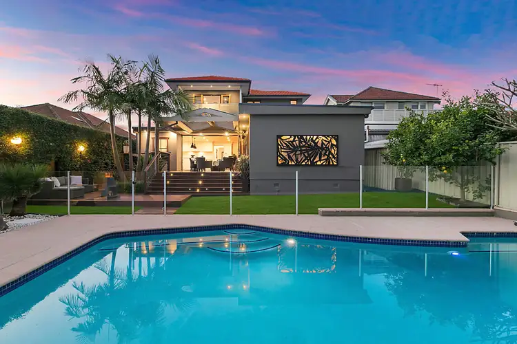 36 Baringa Rd, Northbridge NSW 2063