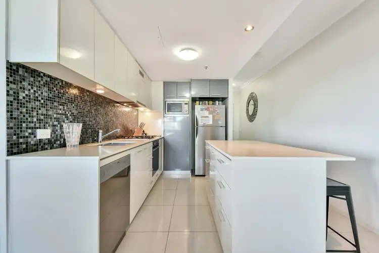 Fifth view of Homely apartment listing, 705/102 Esplanade, Darwin City NT 800