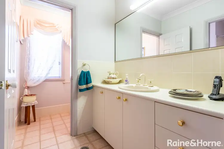Sixth view of Homely house listing, 10 Arabella Place, Robin Hill NSW 2795