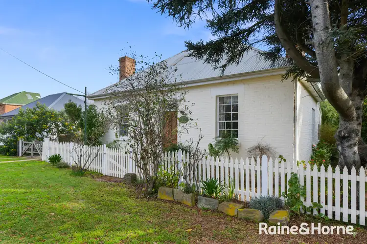 15 Gunning Street