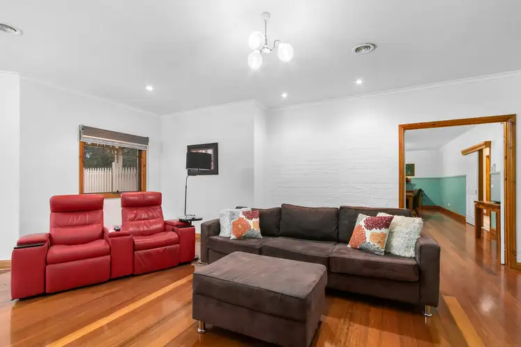 Sixth view of Homely house listing, 5 Gwinear Court, Traralgon VIC 3844