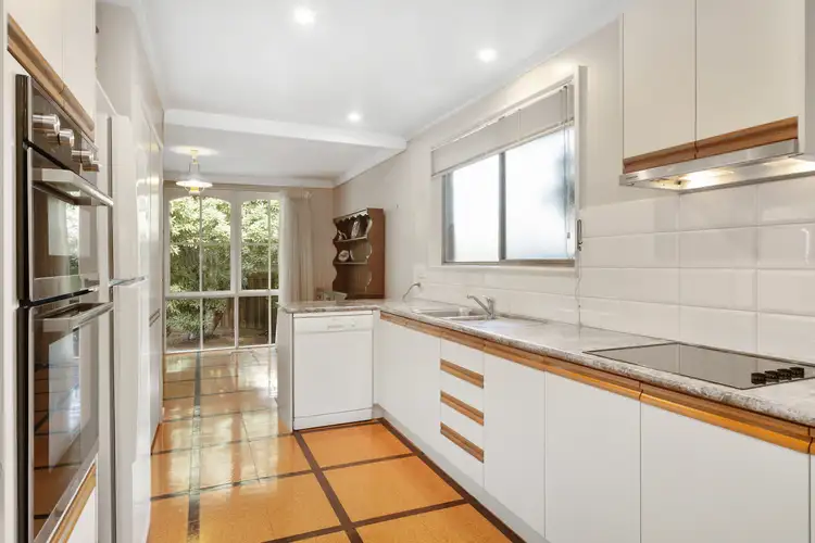 Fourth view of Homely house listing, 8 Weigela Court, Frankston VIC 3199