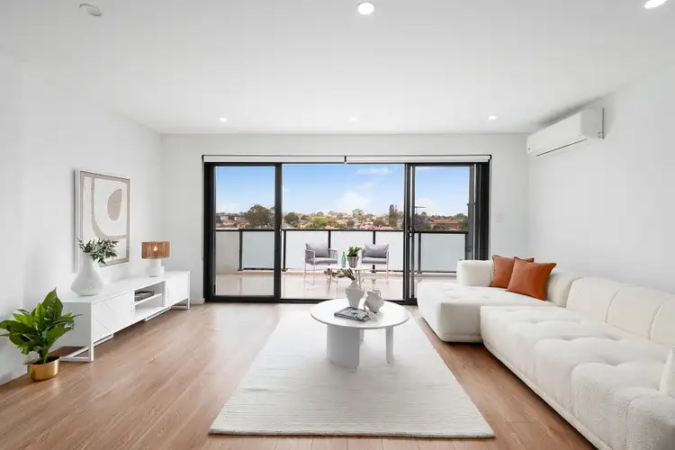 305/2a Cooks Ave, Canterbury NSW 2193