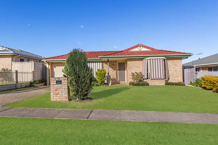 66 Amanda Street, Wynnum West QLD 4178