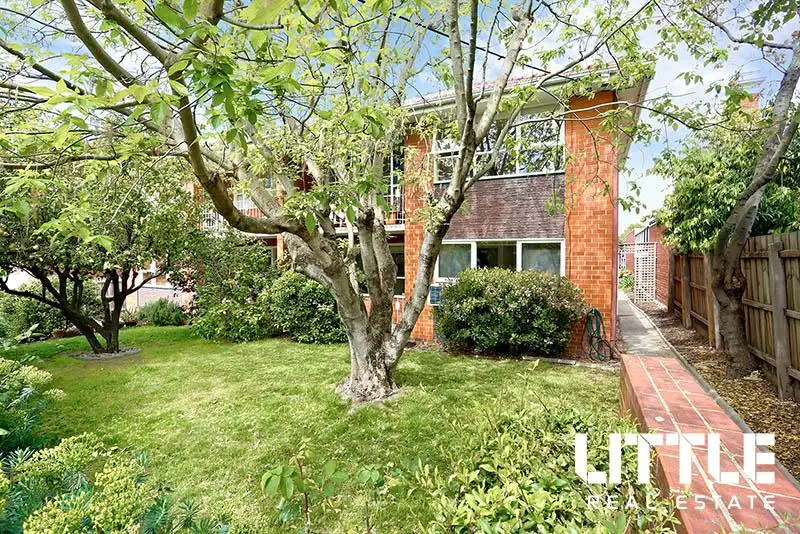 Main view of Homely apartment listing, 2/8 Brook Street, Hawthorn VIC 3122