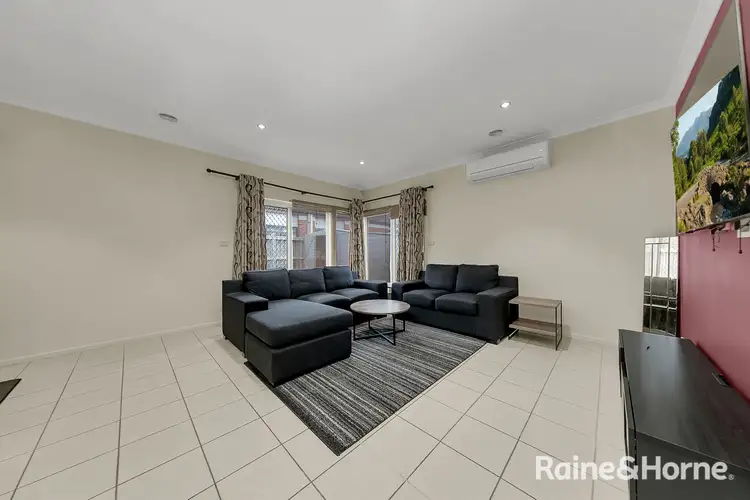 Fifth view of Homely house listing, 29 The Garlands, Craigieburn VIC 3064