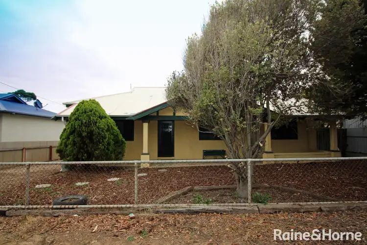 4 Mark Street, Port Lincoln SA 5606