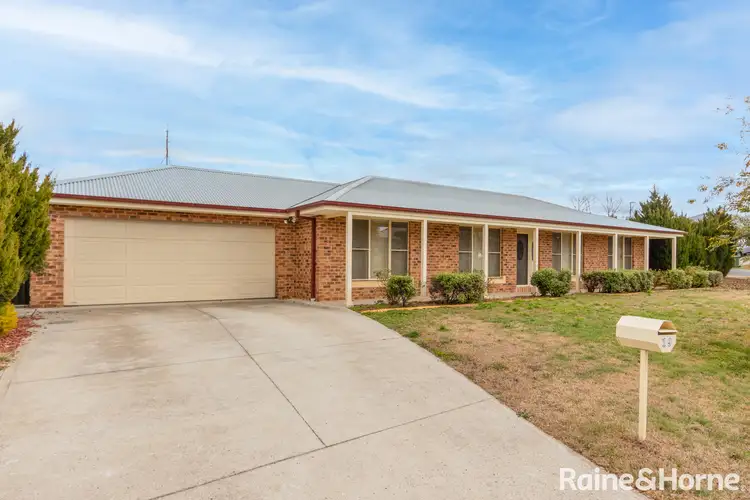19 Federation Drive, Kelso NSW 2795