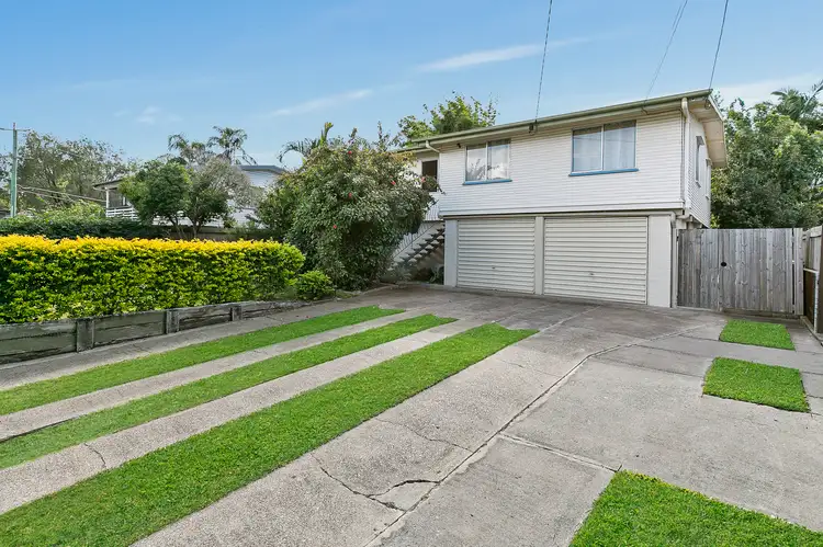 24 Malabar Street, Wynnum West QLD 4178