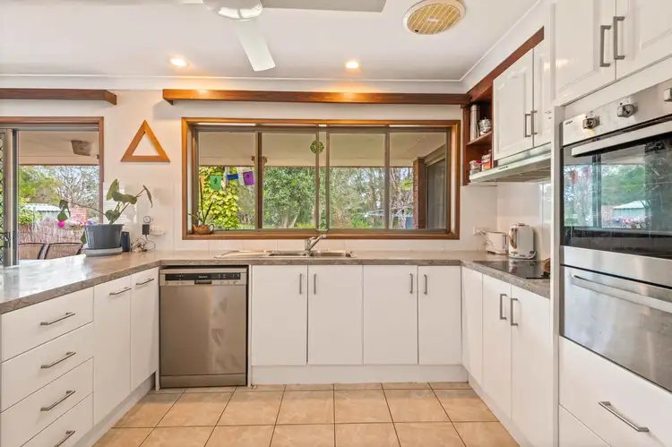 Fifth view of Homely house listing, 4 Terrara Court, Ocean Shores NSW 2483