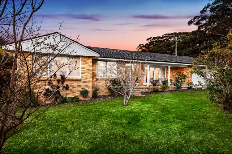 27 Roselands Avenue, Frenchs Forest NSW 2086