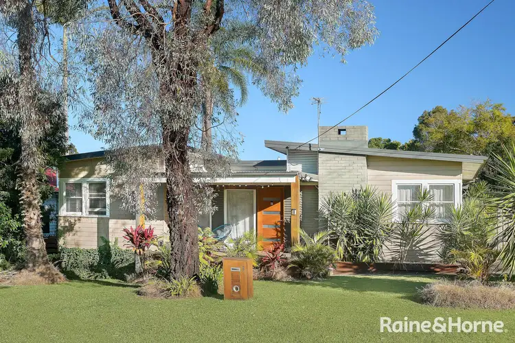 8 Gould Avenue, Nowra NSW 2541