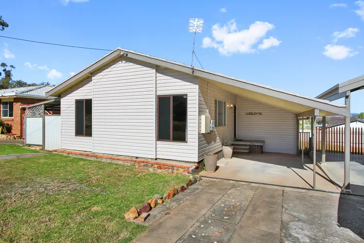 6 Avon Place, Tamworth NSW 2340