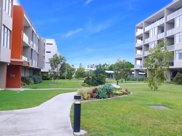 C11/3 McLennan Court