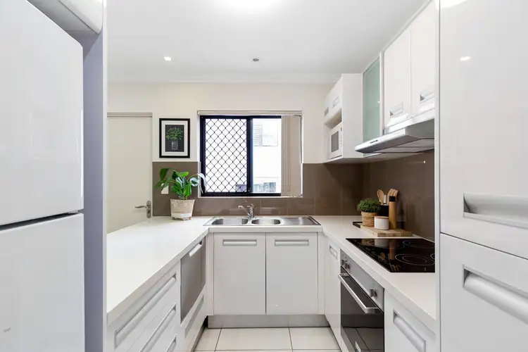 Fourth view of Homely unit listing, 2/58 Moore Street, Morningside QLD 4170