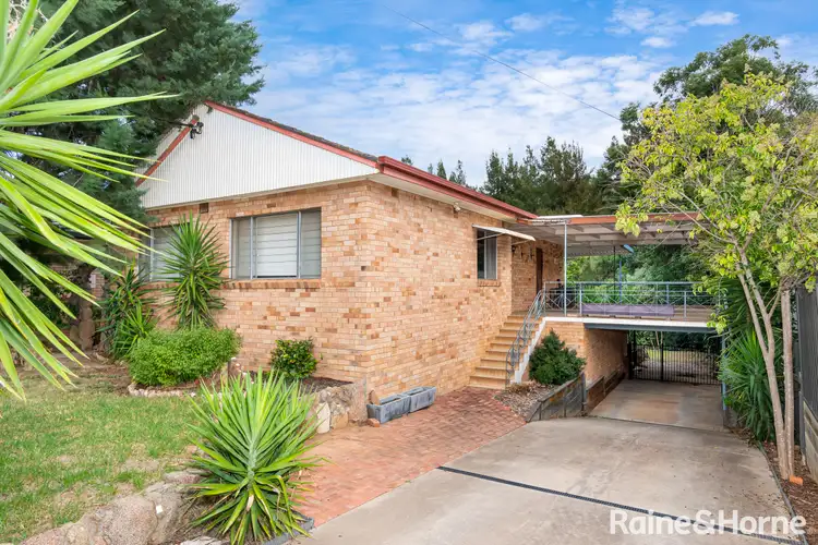 12 Colong Place, Kooringal NSW 2650