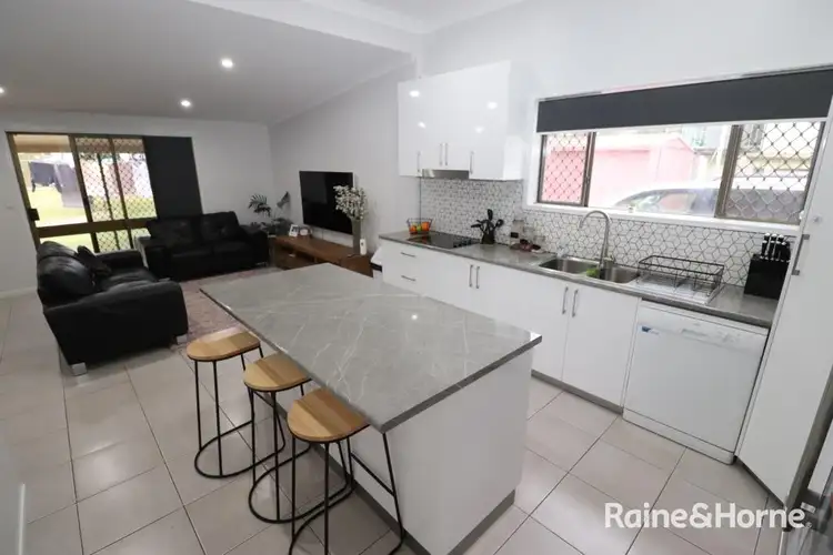 42 Hodge Street, Kingaroy QLD 4610
