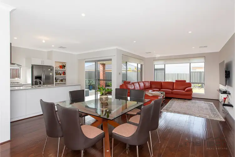 6 Escada Way, Piara Waters WA 6112