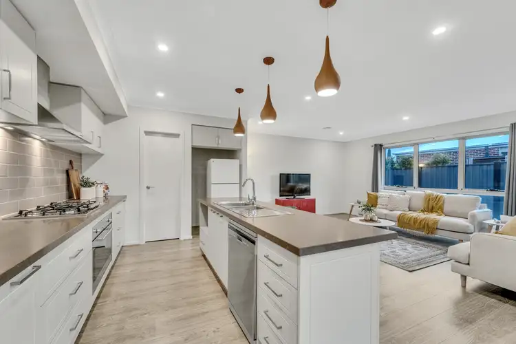 Fifth view of Homely house listing, 4 Canal Way, Craigieburn VIC 3064