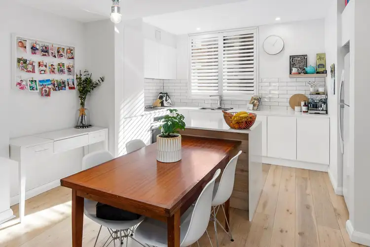 2/46 The Crescent, Dee Why NSW 2099