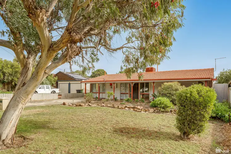 84 Derry Avenue, Mount Nasura WA 6112