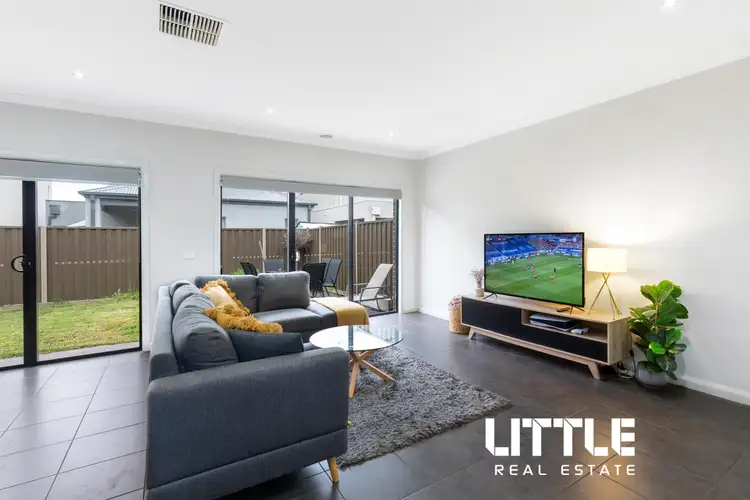 9 Cavell Drive, Craigieburn VIC 3064