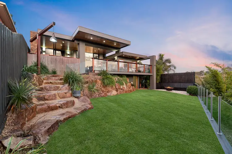 82 Willow Road, Frankston VIC 3199