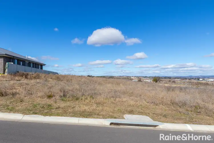 77 Newlands Crescent, Kelso NSW 2795