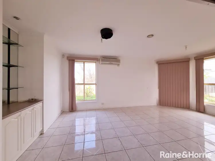 Seventh view of Homely house listing, 24 Brampton Circuit, Delahey VIC 3037