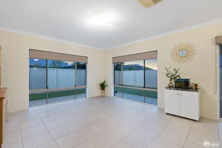 Sixth view of Homely house listing, 30 Kalanchoe Approach, Seville Grove WA 6112
