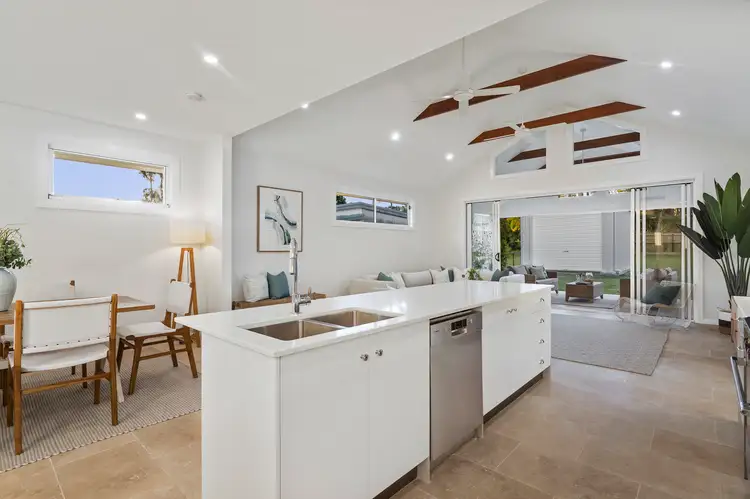 137 Blackwood Road, Manly West QLD 4179