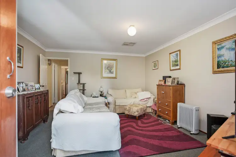 Fourth view of Homely semi-detached listing, 70 Grovelands Drive, Camillo WA 6111