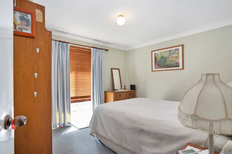 Seventh view of Homely semi-detached listing, 70 Grovelands Drive, Camillo WA 6111