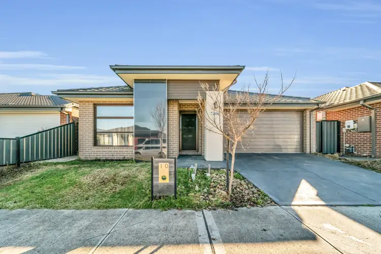 Main view of Homely house listing, 10 Rouge Way, Craigieburn VIC 3064